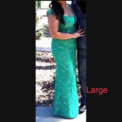 Dresses For $sale (sizes On Pictures) 