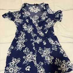 Stylish Woman’s Cold, Shoulder Floral Romper