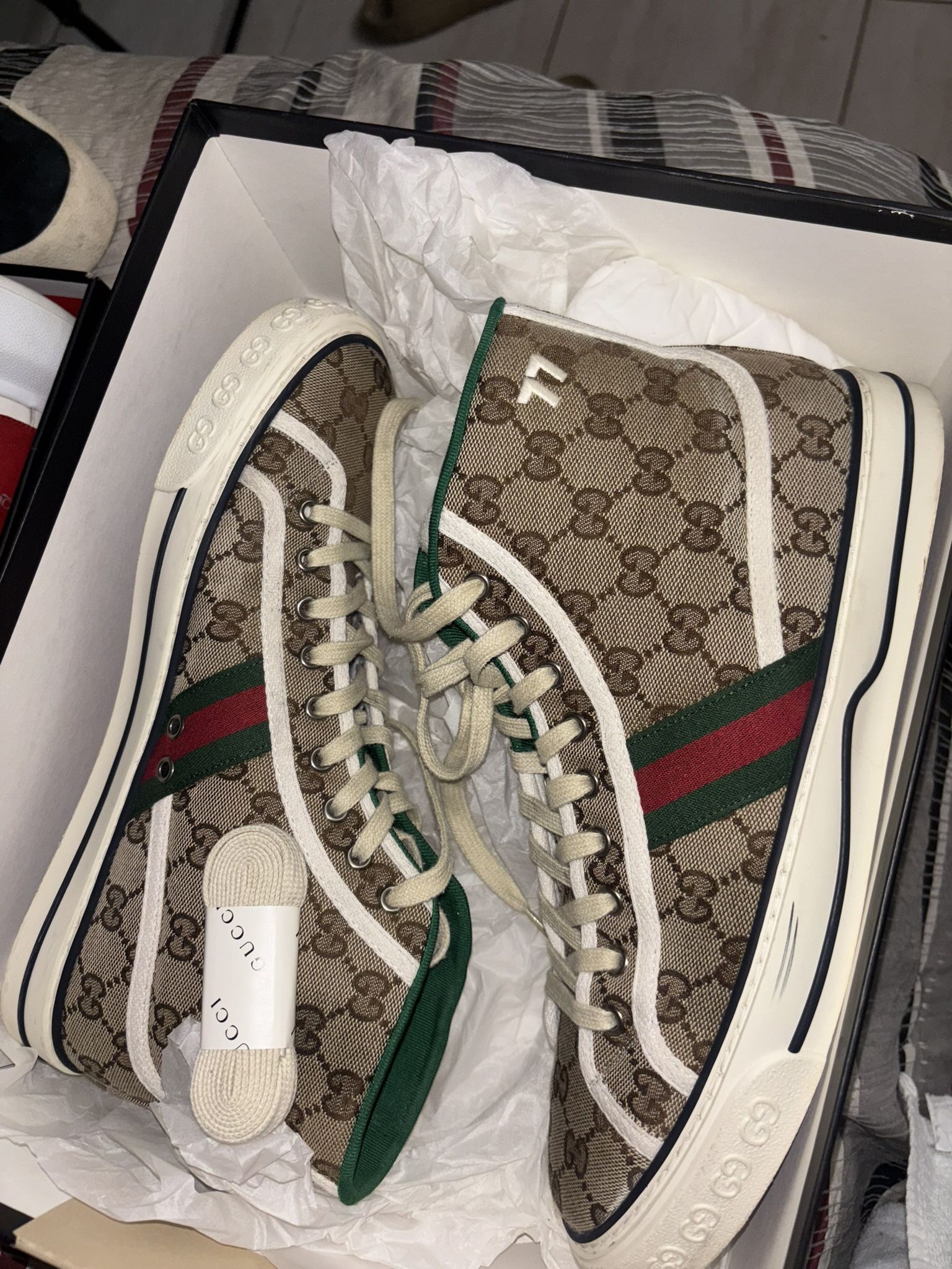 Gucci Size 44 Alexander McQueen 44 (10.5)