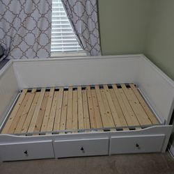 Bed For Sale 
