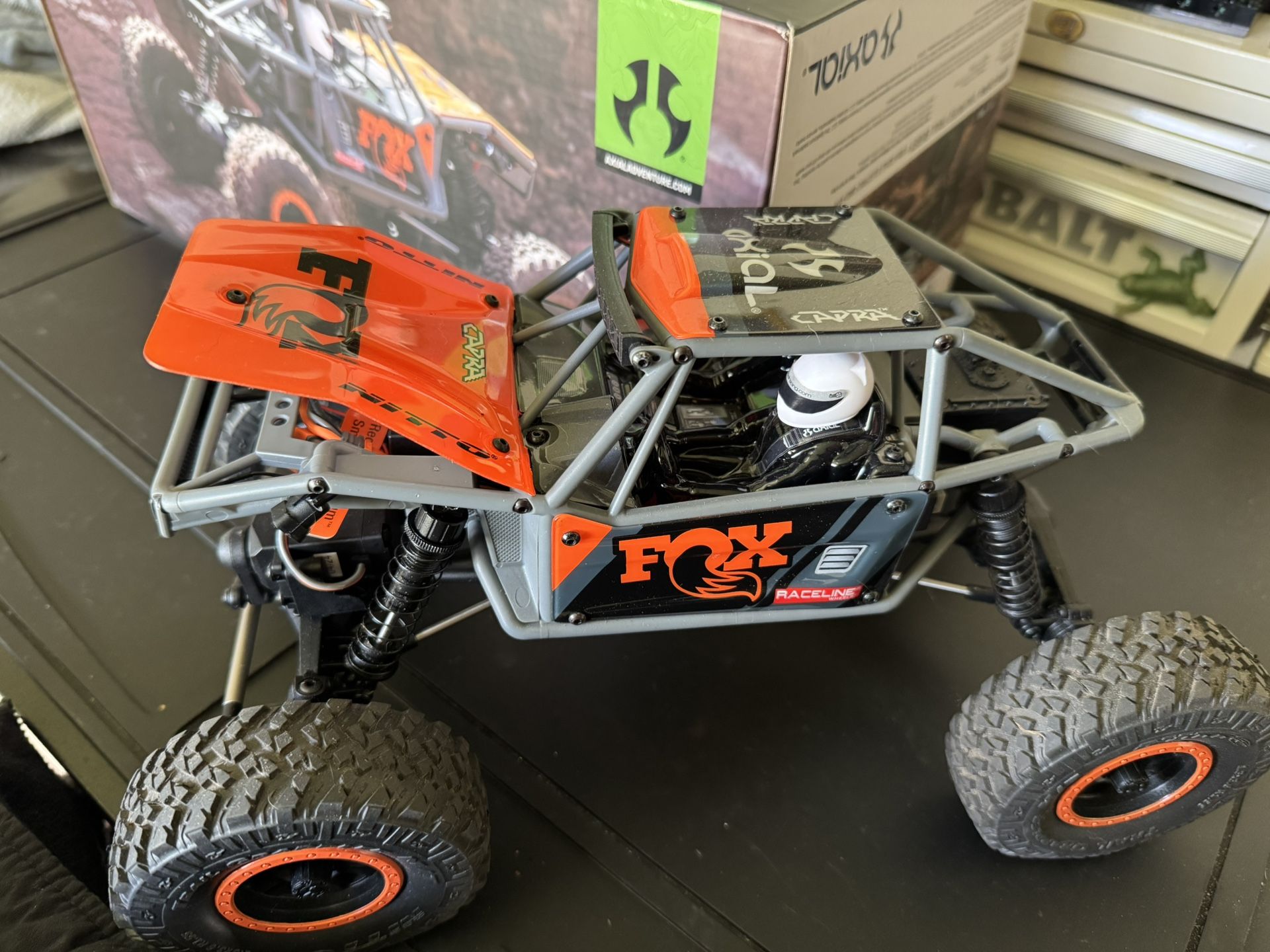 Axial 1/18 UTB18 Capra 4WD Unlimited Trail Buggy RTR AXI01002T2