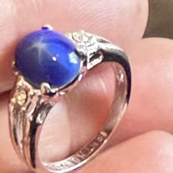 18k White Gold Filled Ring With Star Sapphire 