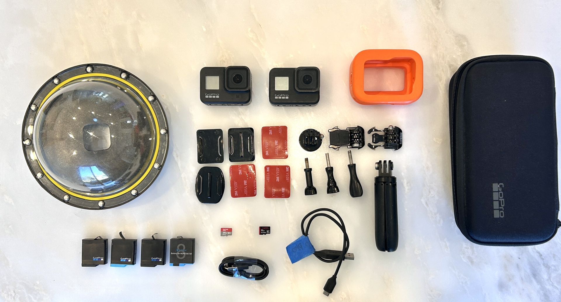 GoPro Hero 8 (x2)