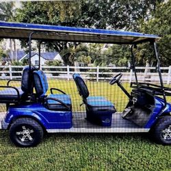 Ez Go Batterie Powered 6 Person Golf Cart 