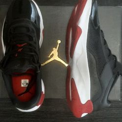 Jordan 11's New - Size 9.5