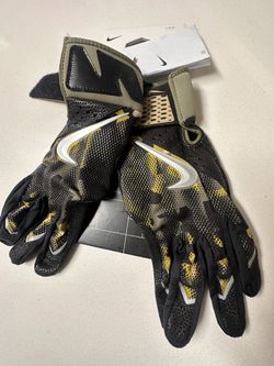 New Large varsity baseball gloves camo