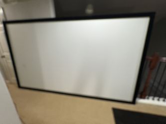 Projector With 5 Speakers