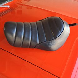 2014 Harley Sportster Seat