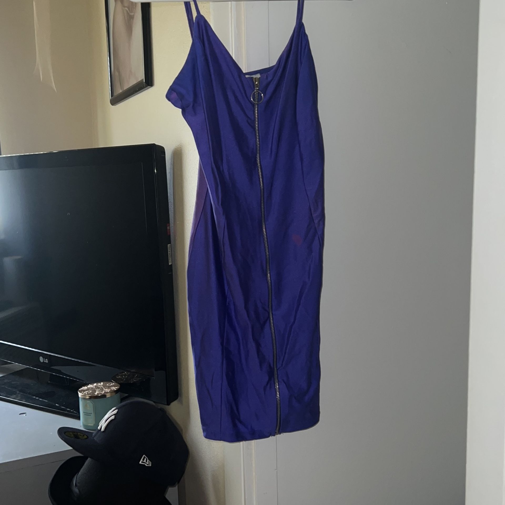 Blue Lycra Zipper Body on Dress small Stain $2 Size M