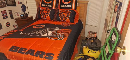 Full size bed