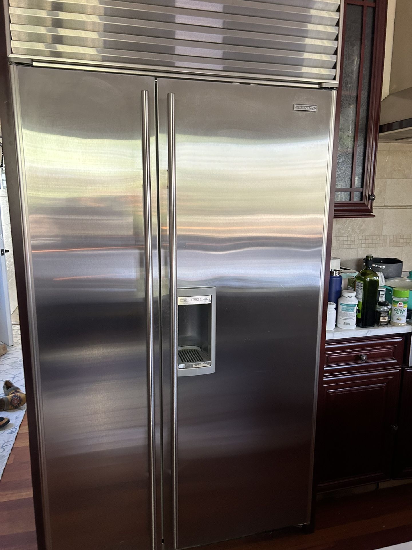 SubZero 685 Refrigerator