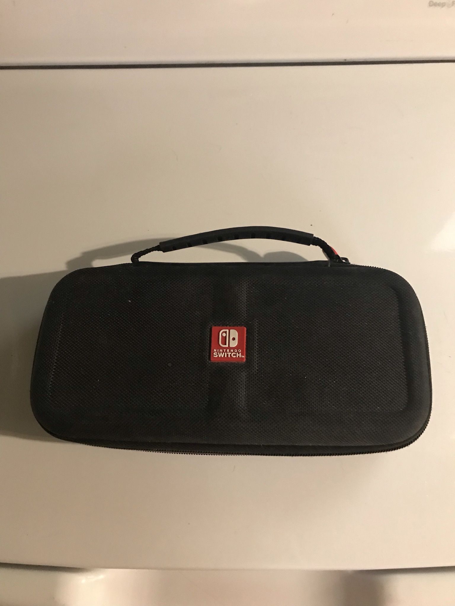 Nintendo Switch Carrying Case/Controller Grips