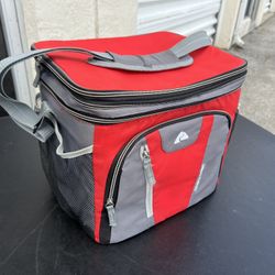 Ozark Trail Red Soft Sided Camping Cooler Bag with Adjustable Shoulder Strap. Can hold 24 cans! 10x13x11in