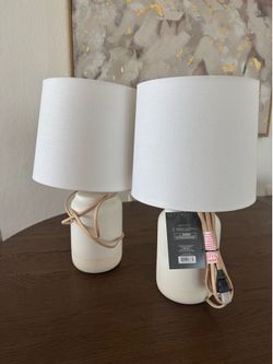 2 Lamps
