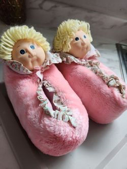 1984 cabbage patch slippers house shoes pink soft blonde curly hair cozy