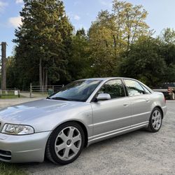 2000 Audi S4