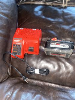 Milwaukee Charger M12 M18