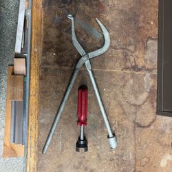 CTA 1410 spring compressor and spring pliers
