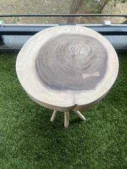 Selah Solid Wood End Table