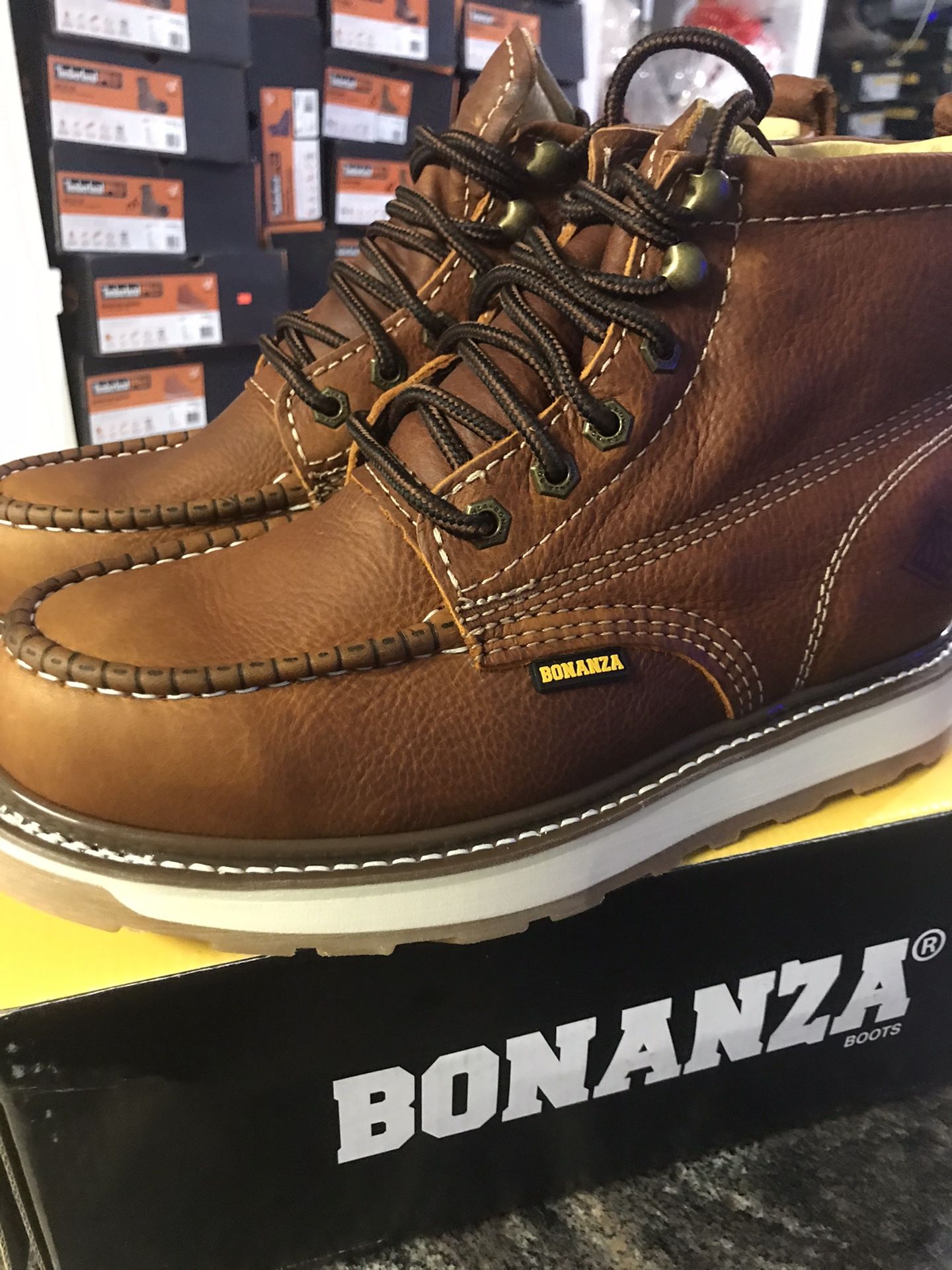 Work boots// Bonanza men’s shoe// hablo español//SIZE//LT. BROWN COLOR.// disponibles diferentes medidas//different sizes available//