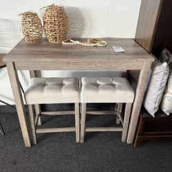 Dining Table With 2 Chairs 