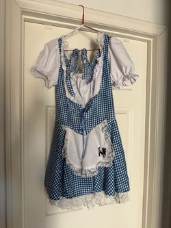 DOROTHY COSTUME