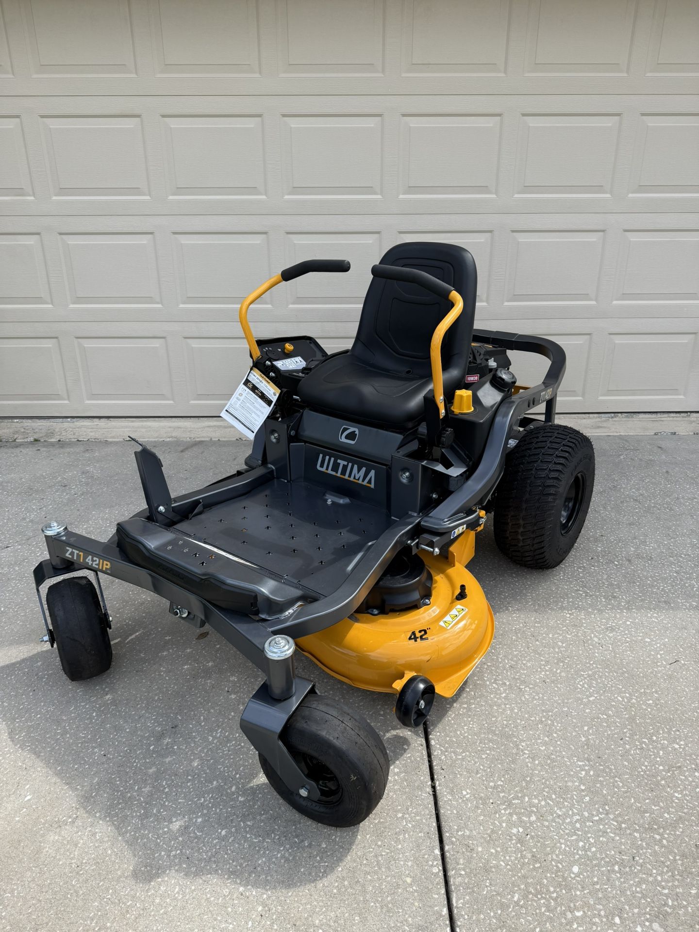 NEW Cub Cadet Ultima ZT1 42 in. IntelliPower Engine Gas Zero Turn Riding Lawn Mower