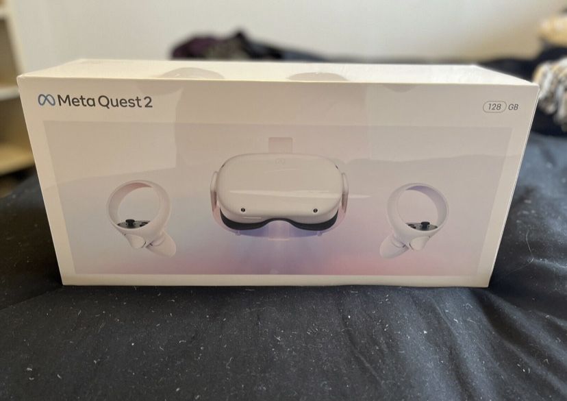 Meta Oculus Quest 2 128GB NEW IN BOX Standalone VR Headset - White