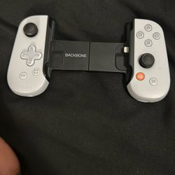 Backbone One - Mobile Gaming Controller - White 