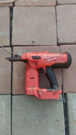 Milwaukee Fuel Cordless Nailer Tool Only