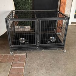 Medal Dog Kennel With Divider