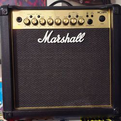 Marshall MG15FX