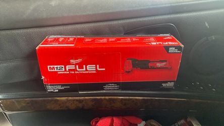 Milwaukee M12 FUEL Oscillating Multi-Tool