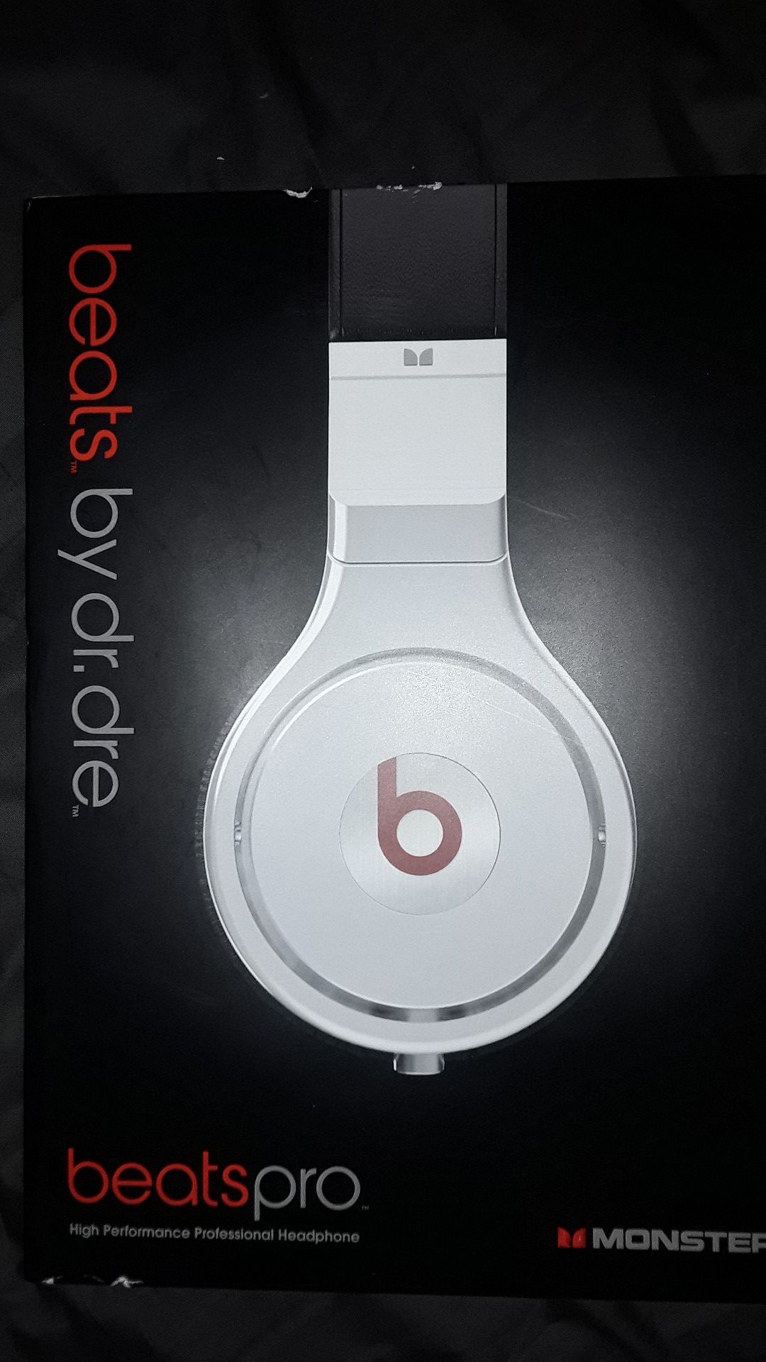 beatspro by dr .dre. Monster