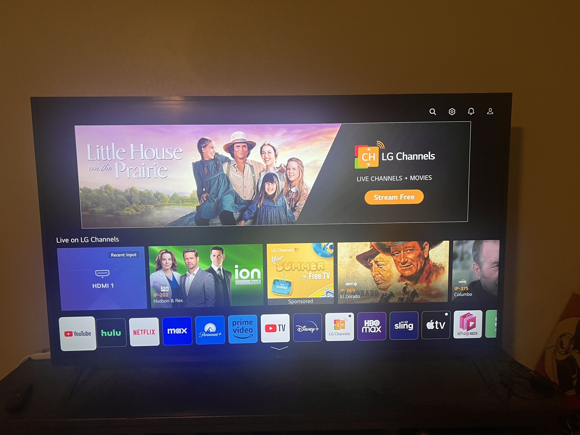 65in LG UHD TV
