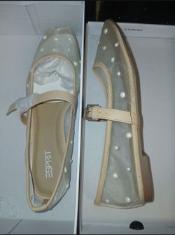 New Size 8 flats with pearls for women