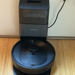 roborock Q5+ Robot Vacuum with Self-Empty Dock