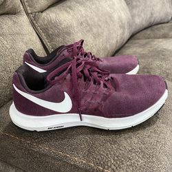 Nike shoes size 71/2 for women's
