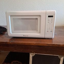 Magic Chef Microwave