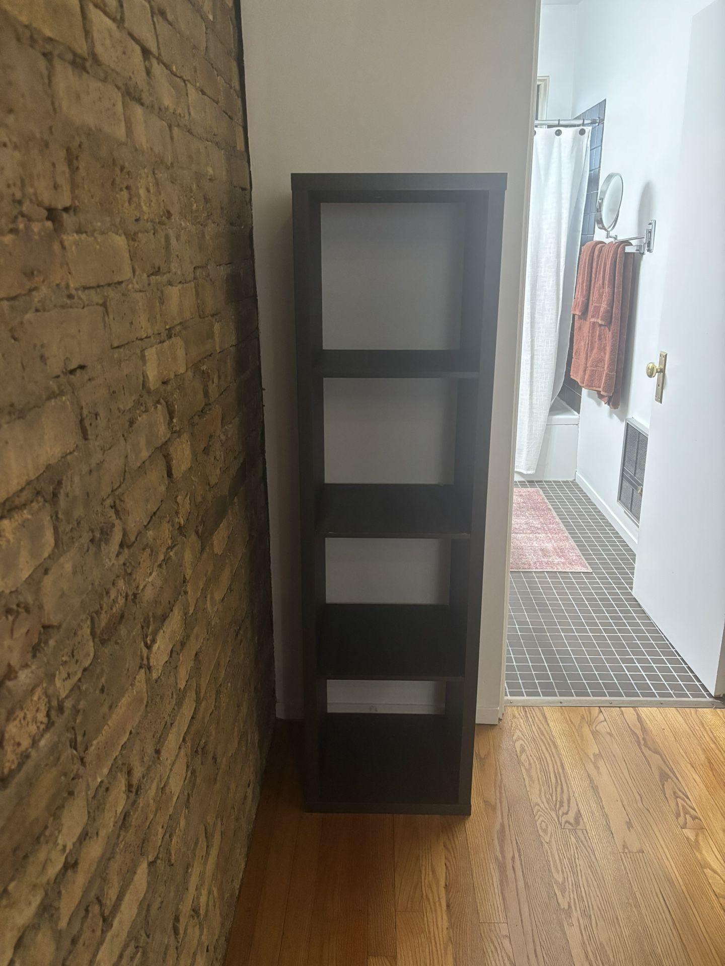4 Cube Vertical Organizer
