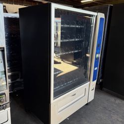 Drinks & Snacks Combo Machine With Credit Card Reader 