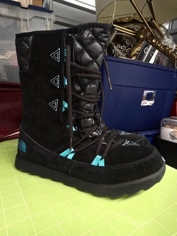 Snow Boots *NEW