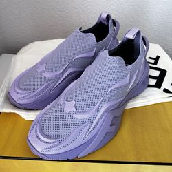 New Men’s Fabric Sneaker, Size 9