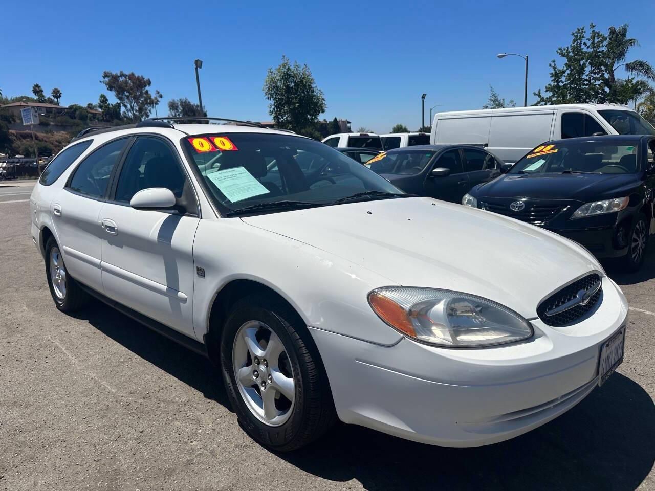2000 Ford Taurus