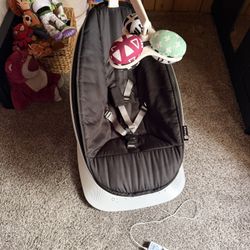 4moms mamaroo swing 