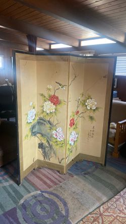 Asian floor screen