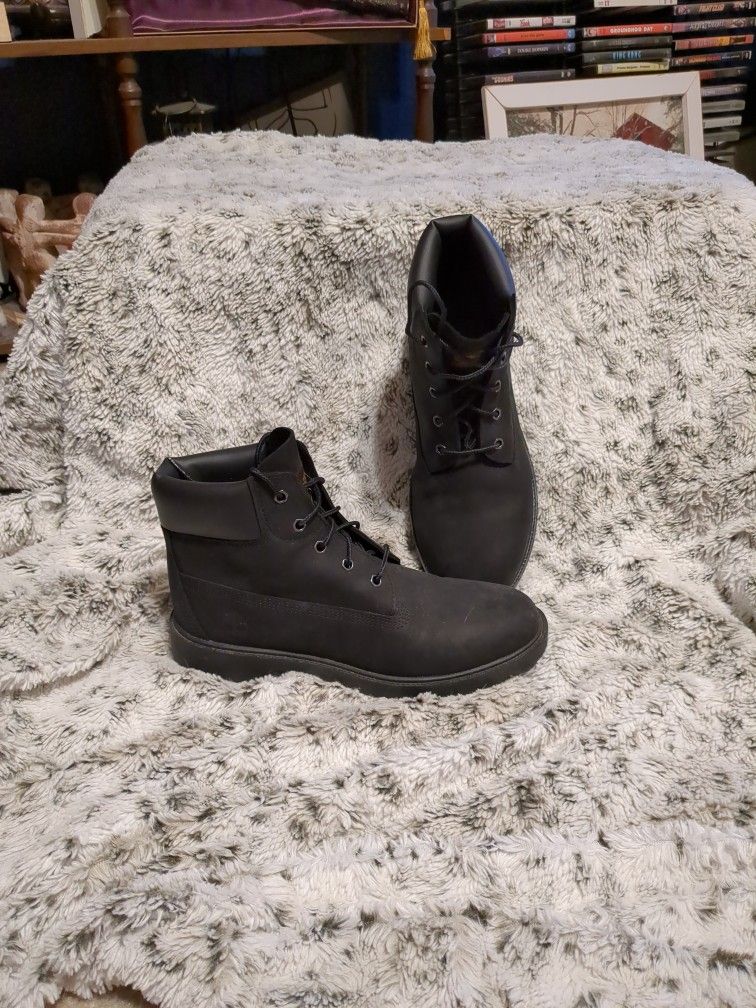Boys Or Women's Black Timberland Boots