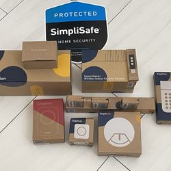 Simpli Safe 9 Piece Set. 