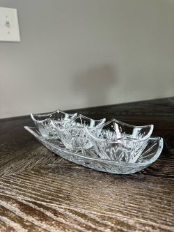 ✨ Elegant Crystal Serving Set – Like New ✨