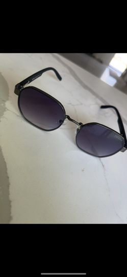 New Sunglasses Beautiful Asking $100!!